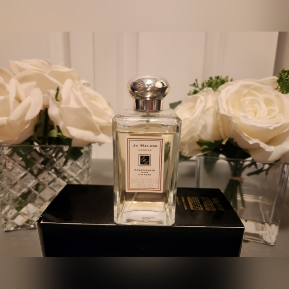Vintage Pomegranate Noir Cologne by Jo Malone; 100ml / 3.4 fl.oz; 88-89% Full - Picture 1 of 15